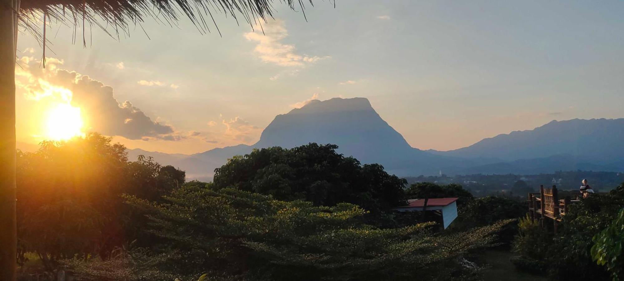 Baan 2 Dao Farmstay Чианг Дао Екстериор снимка
