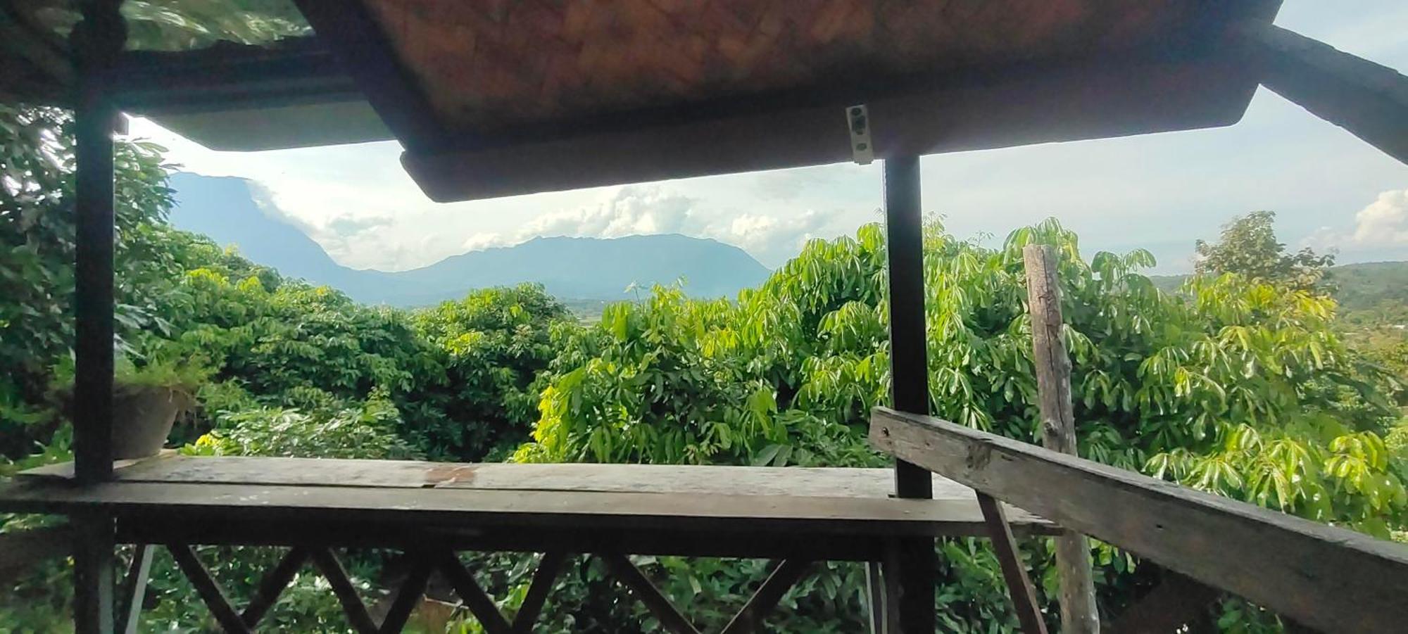 Baan 2 Dao Farmstay Чианг Дао Екстериор снимка