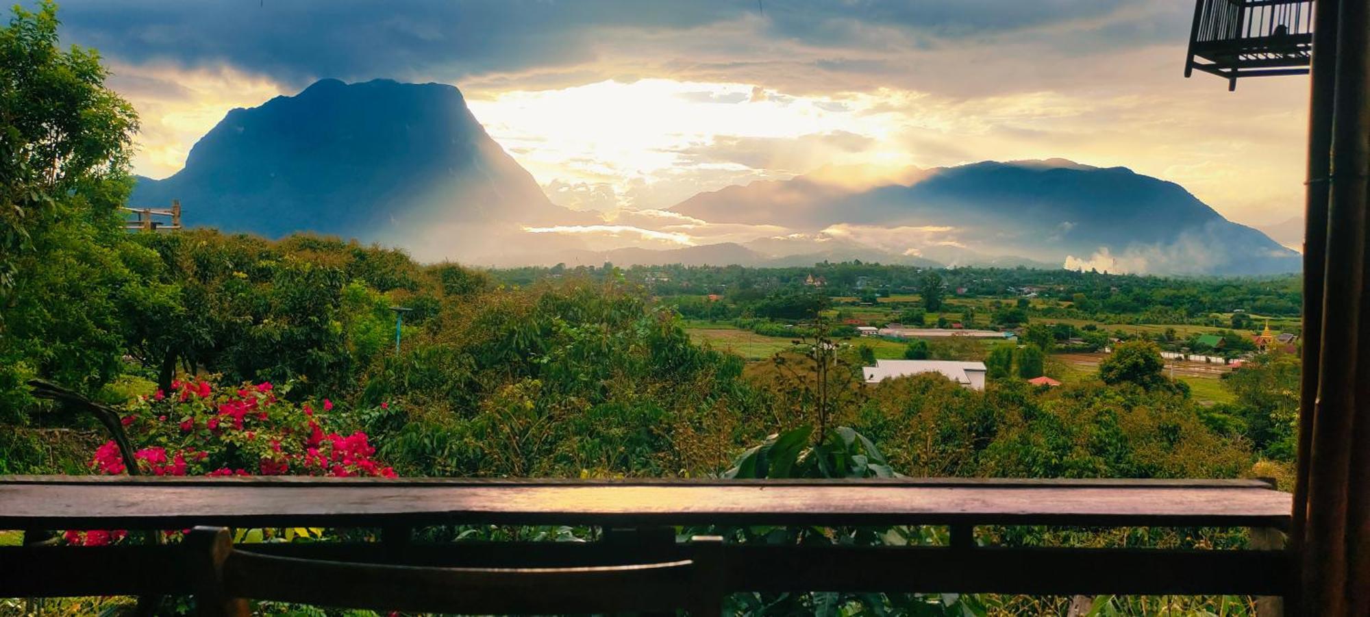 Baan 2 Dao Farmstay Чианг Дао Екстериор снимка