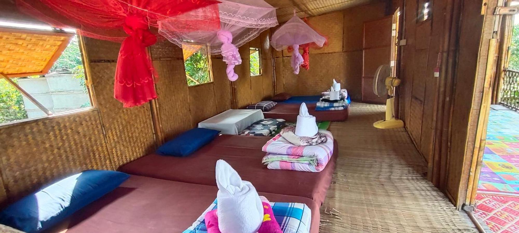 Baan 2 Dao Farmstay Чианг Дао Екстериор снимка